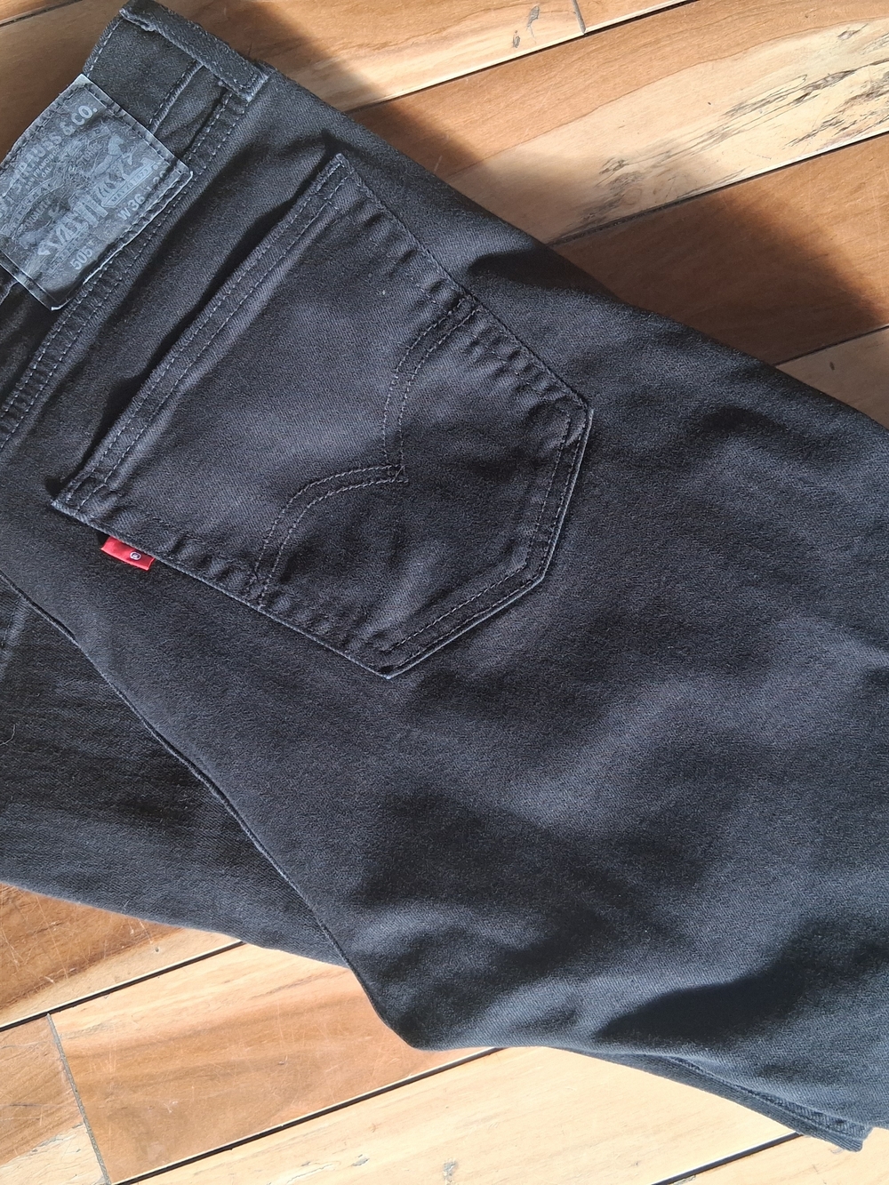 Levi’s 505 Regular Black Jeans – W36 L30 🖤